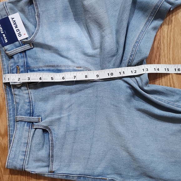 Old Navy High Rise Wow Flare size 8 Jeans - Picture 16 of 17